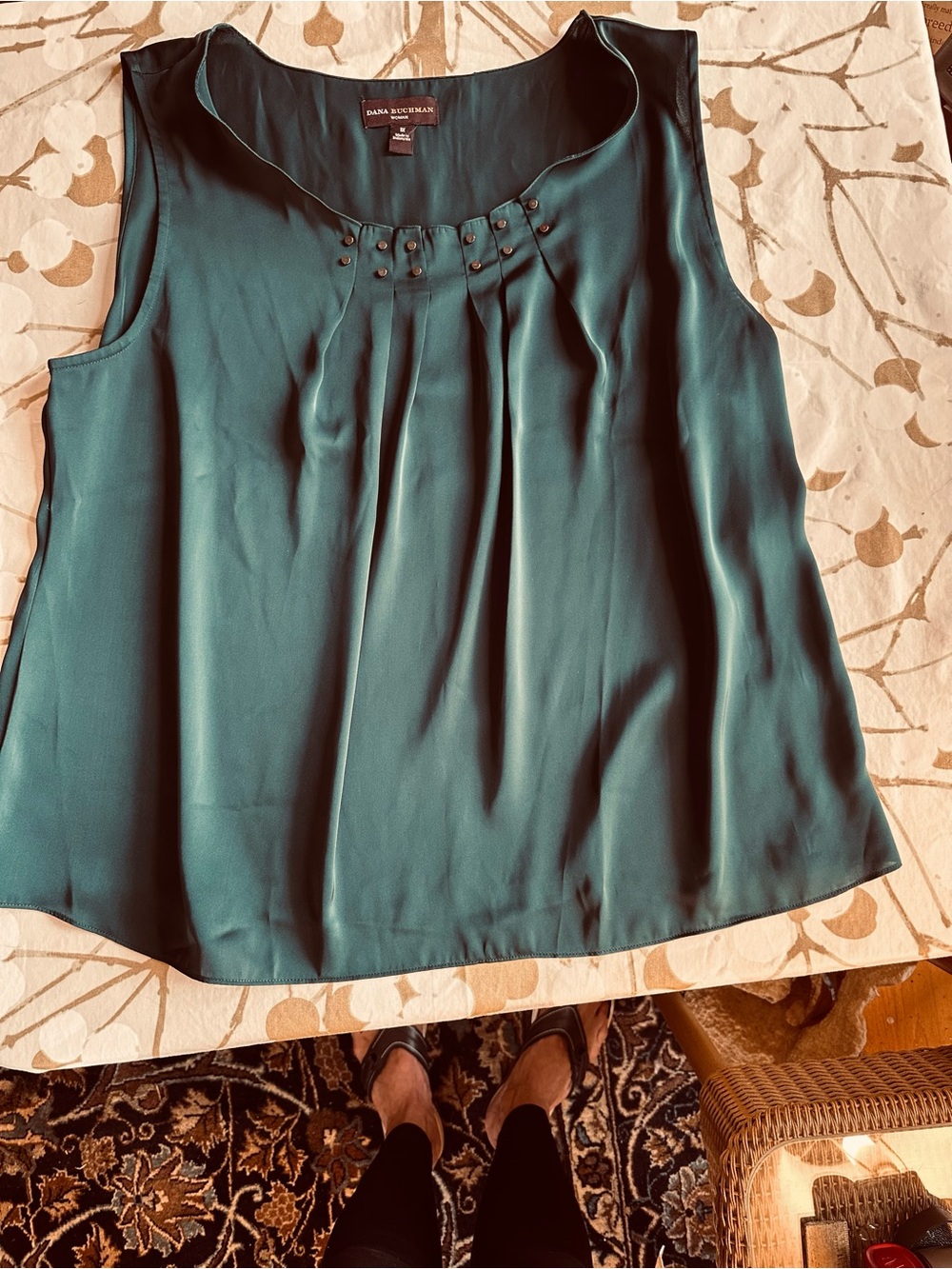 Dana Buchman Forest Green Sleeveless Pleated Top with Stud Accents, 1X, 24” PTP